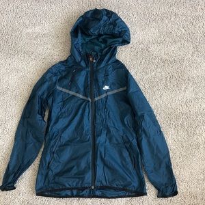 Like new Nike windbreaker